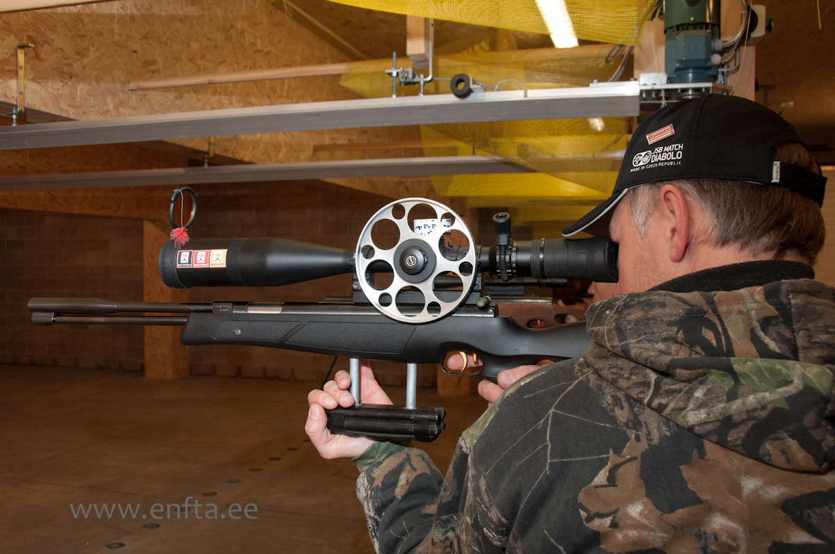 Andres Mikfelt, Weihrauch HW 97 KT, Hawke SideWinder 8-32x56